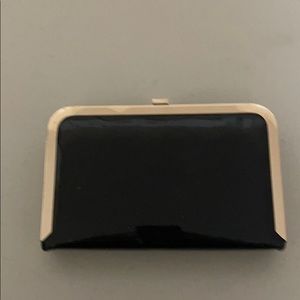 Small clutch no straps